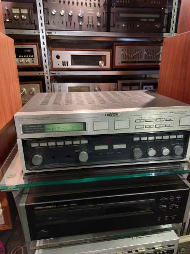 REVOX B 261 High-End Tuner mit RDS